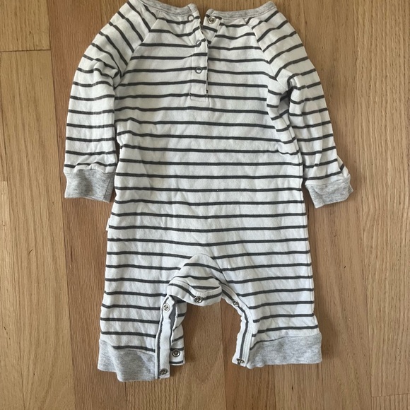 Albetta Fuzzy Bear Romper - Picture 4 of 4